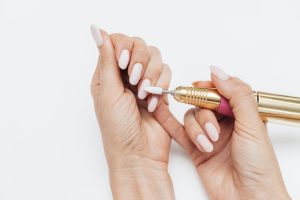 Aprender a hacer uñas acrílicas